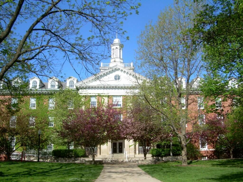 illinois-state-university-packing-move-in-checklist-campus-arrival